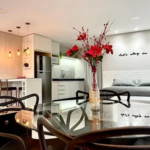  Apartamento Apto Loft Novo - - 5 Min A Pe Da